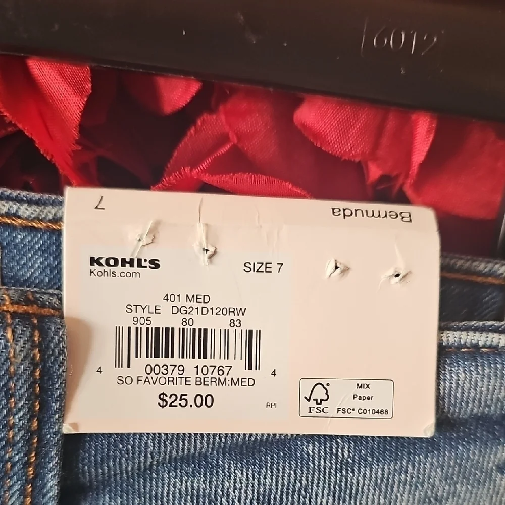 SO NWT Girls Blue Denim Distressed Bermuda Shorts Size 7